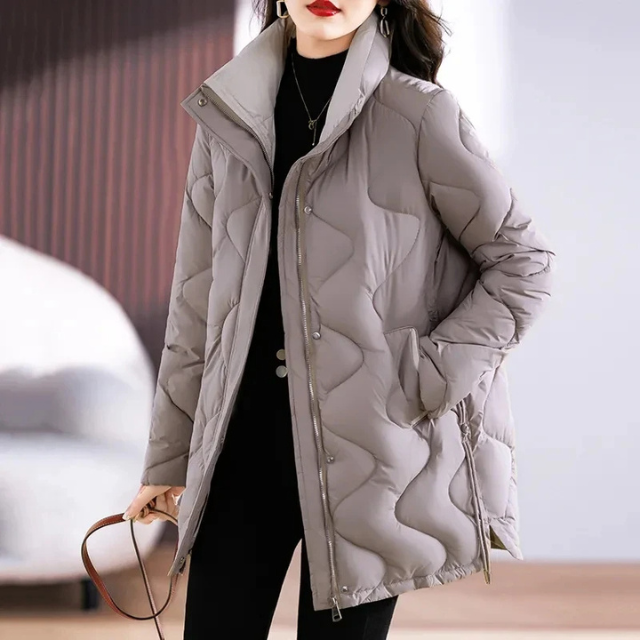Yara | Elegant and versatile winter garment