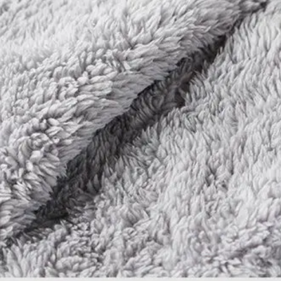 Leire | Timeless and elegant winter clothing