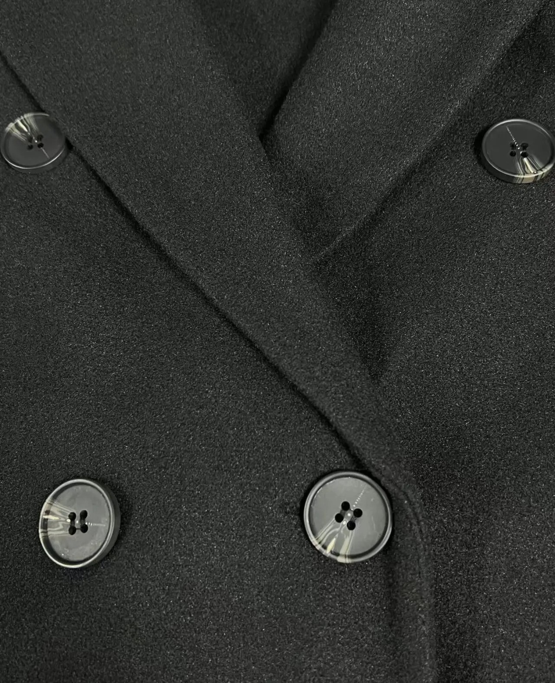 Yadira | Classic and comfortable winter garment