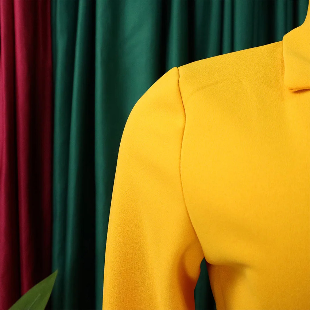 Noelia | Elegant and versatile winter garment