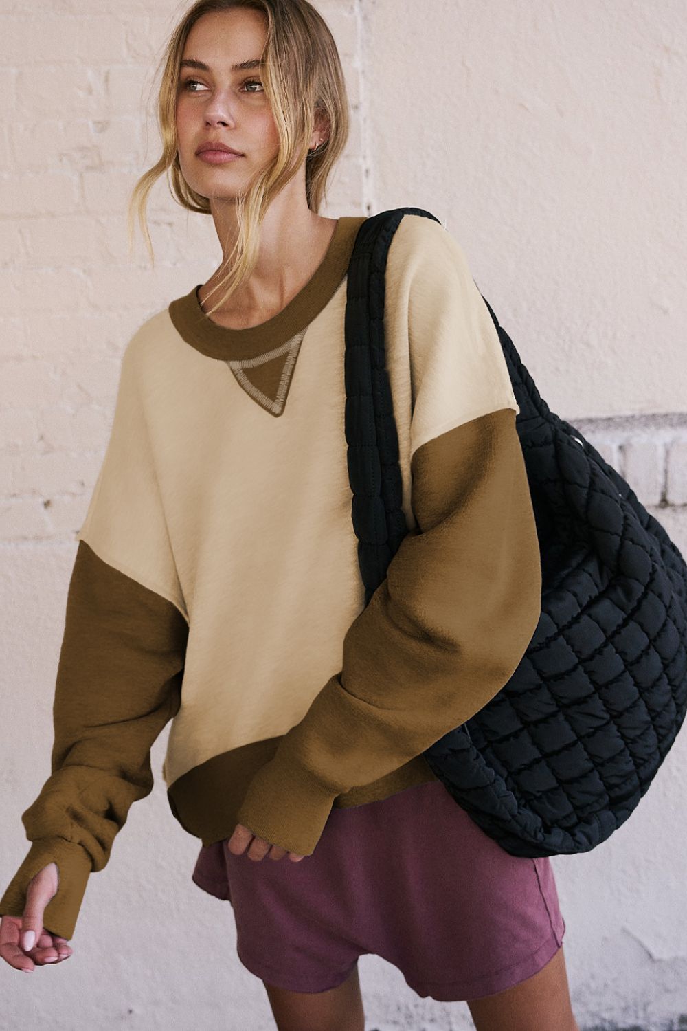 Vera | Color block sweatshirt with a crew neck and long sleeves