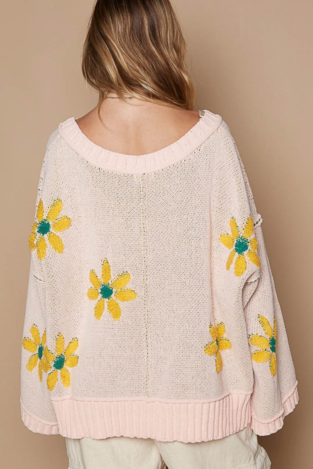 Amelia | Floral chenille V-neck sweater