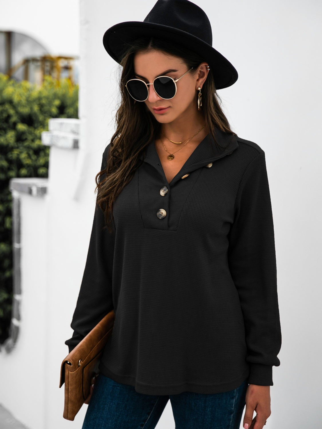 Renee | Half button t-shirt with long sleeves