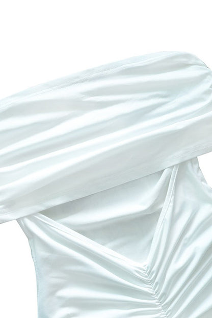 Solid Off Shoulder Ruched Formal Dress