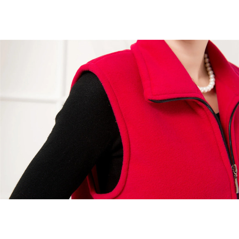 Camille | Modern and fashionable winter clothing item.