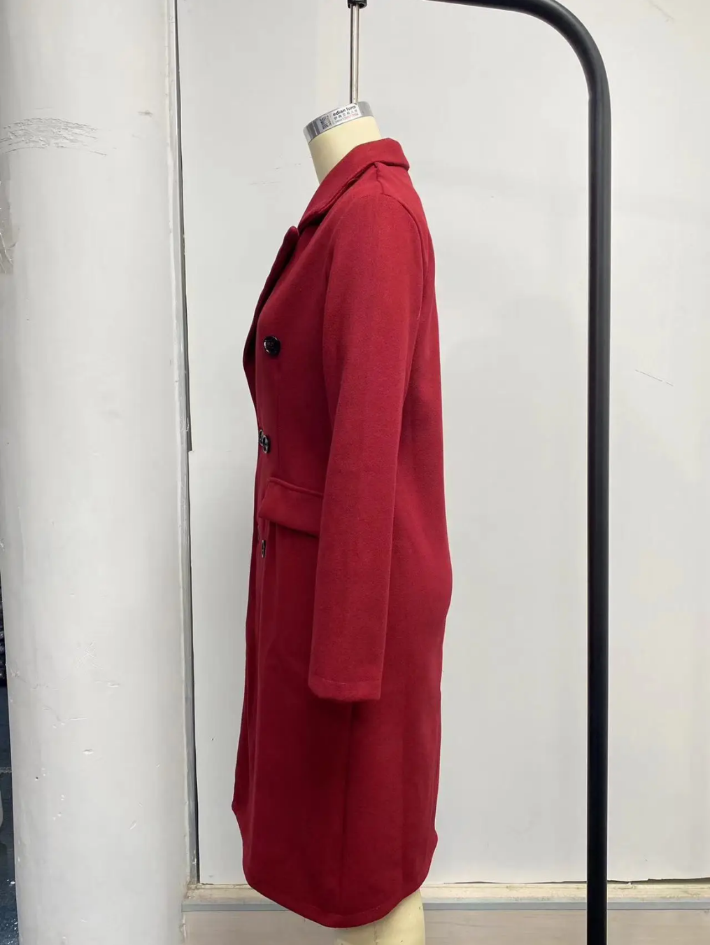 Renata | Casual and effortless winter garment