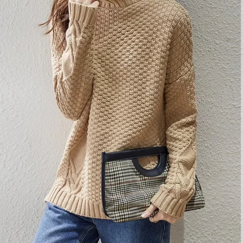 Yesenia | Elegant and versatile winter garment