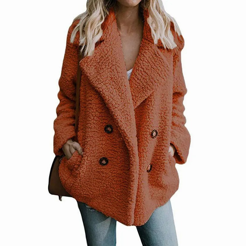 Amira | Casual and elegant winter garment.
