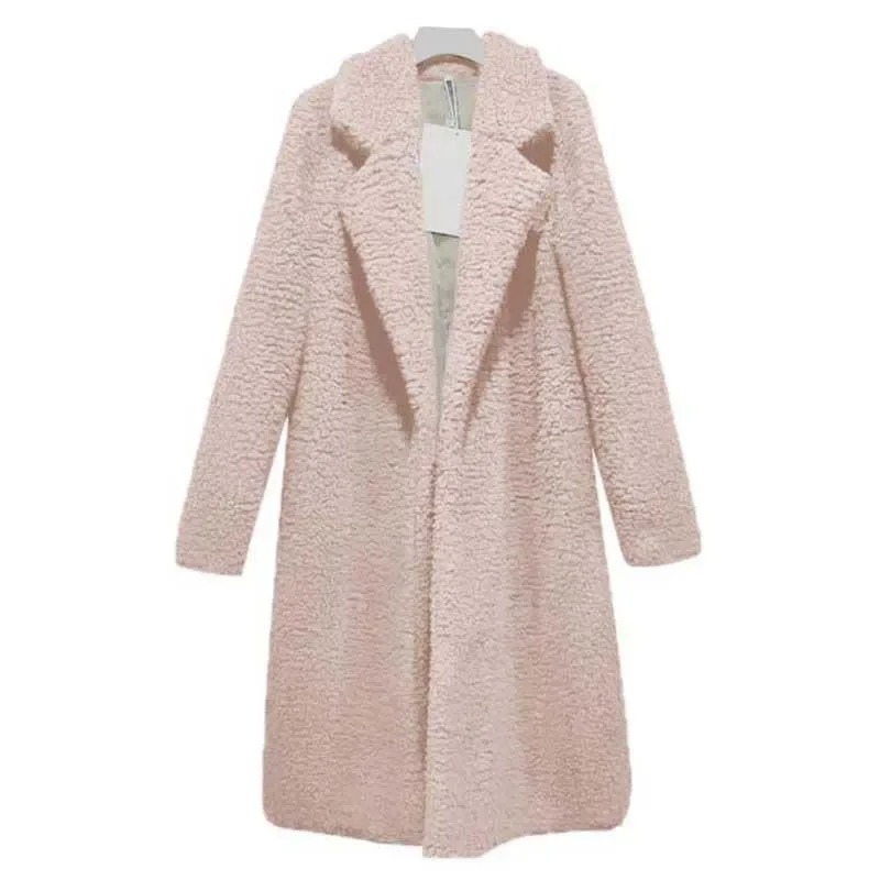 Gertrudis | Effortless and chic winter garment