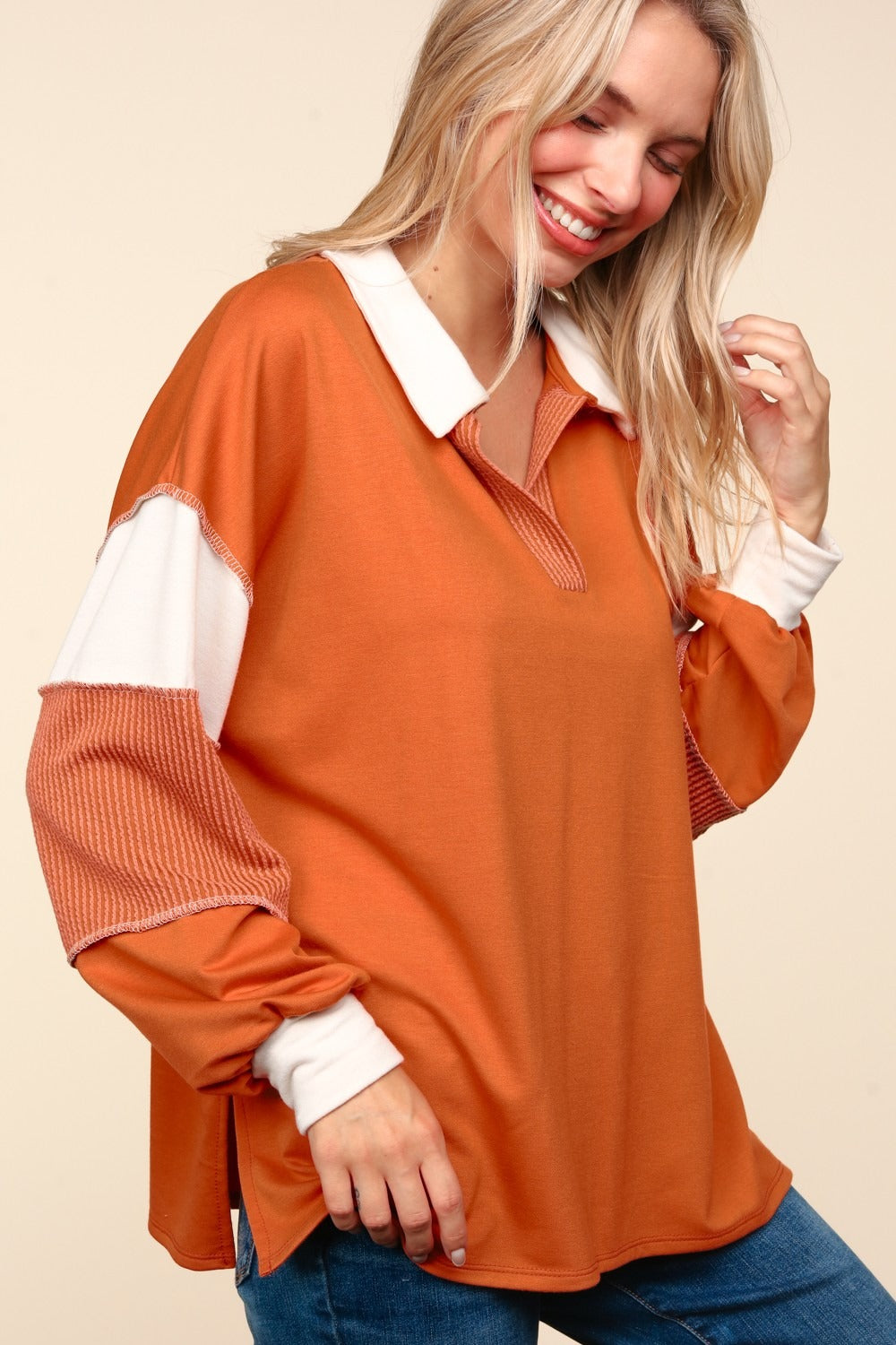Helena | Haptics long sleeve top with exposed seam in color block look