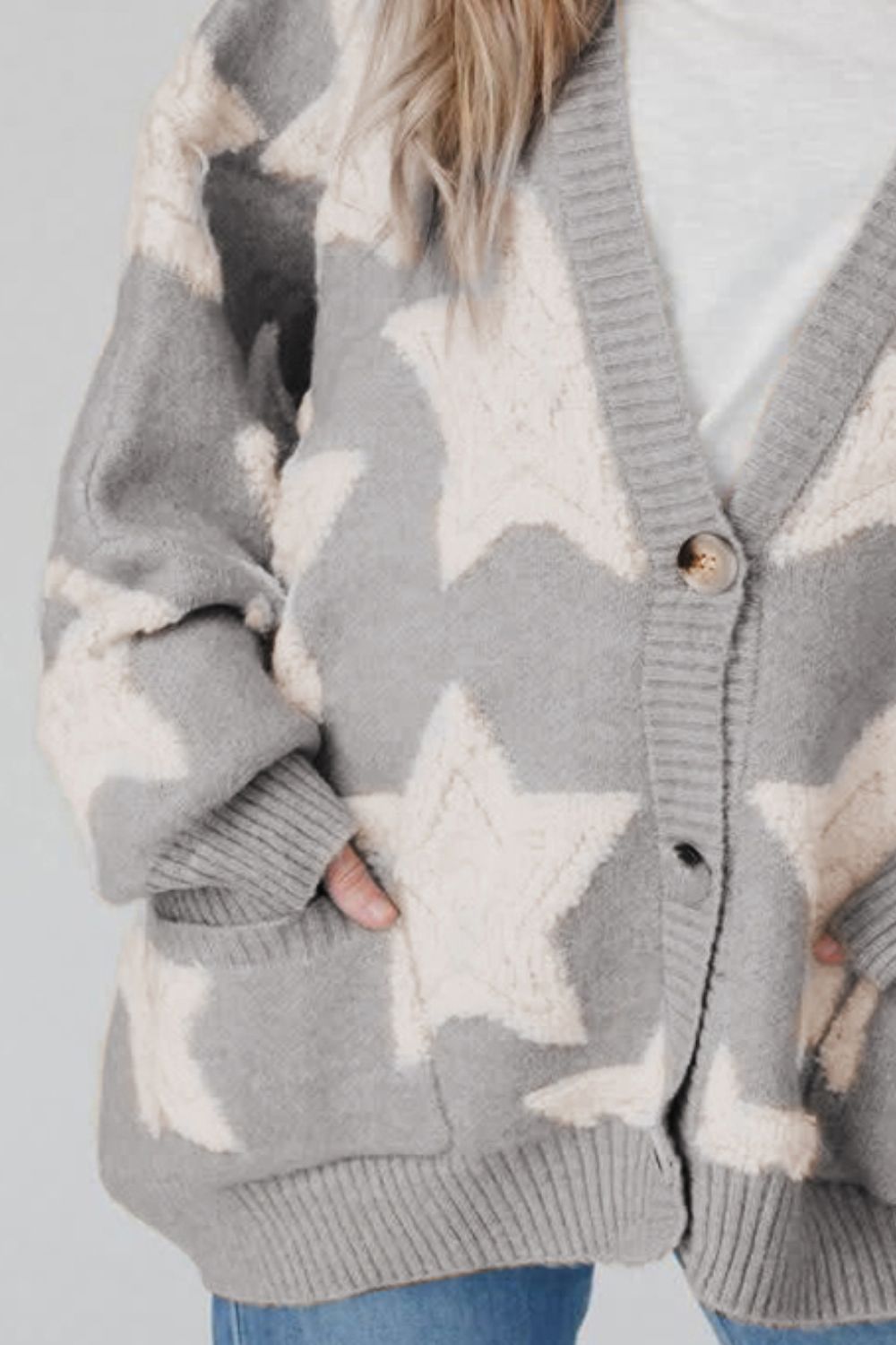Leila| Timeless and stylish winter cardigan