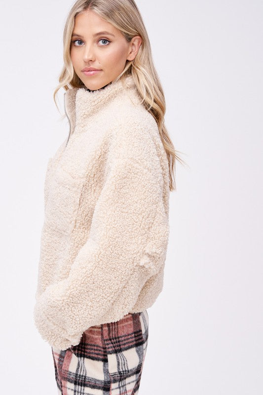 Gabrielle | SHERPA JACKET WITH FRONT POCKETS