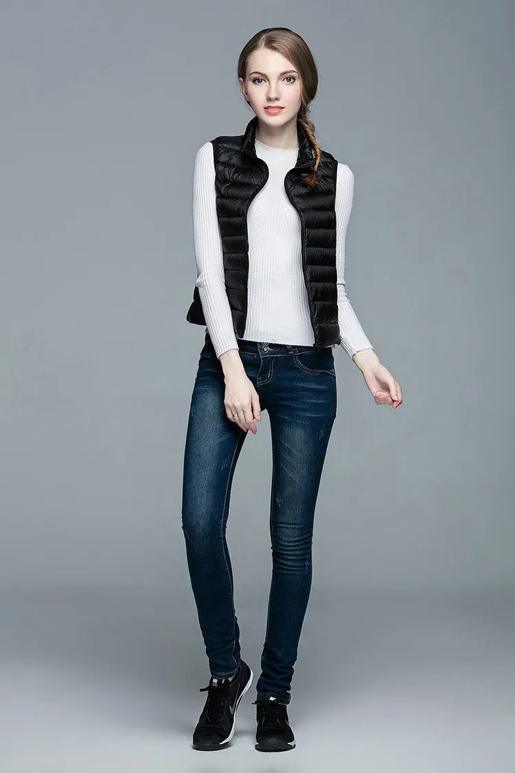 Jimena® | Ultralight, sleeveless, elegant half jacket for women