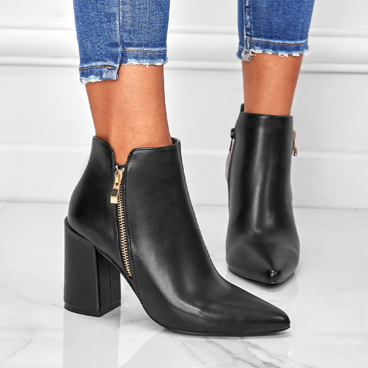 Maria | Fashionable and supportive orthopedic boots.