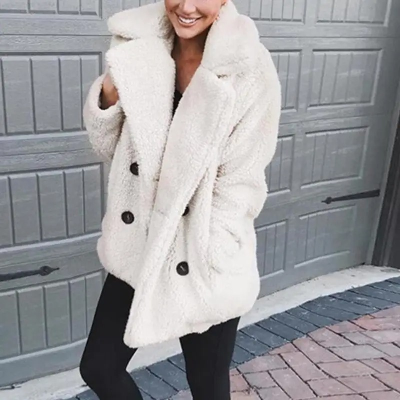 Monserrat | Classic and elegant winter garment
