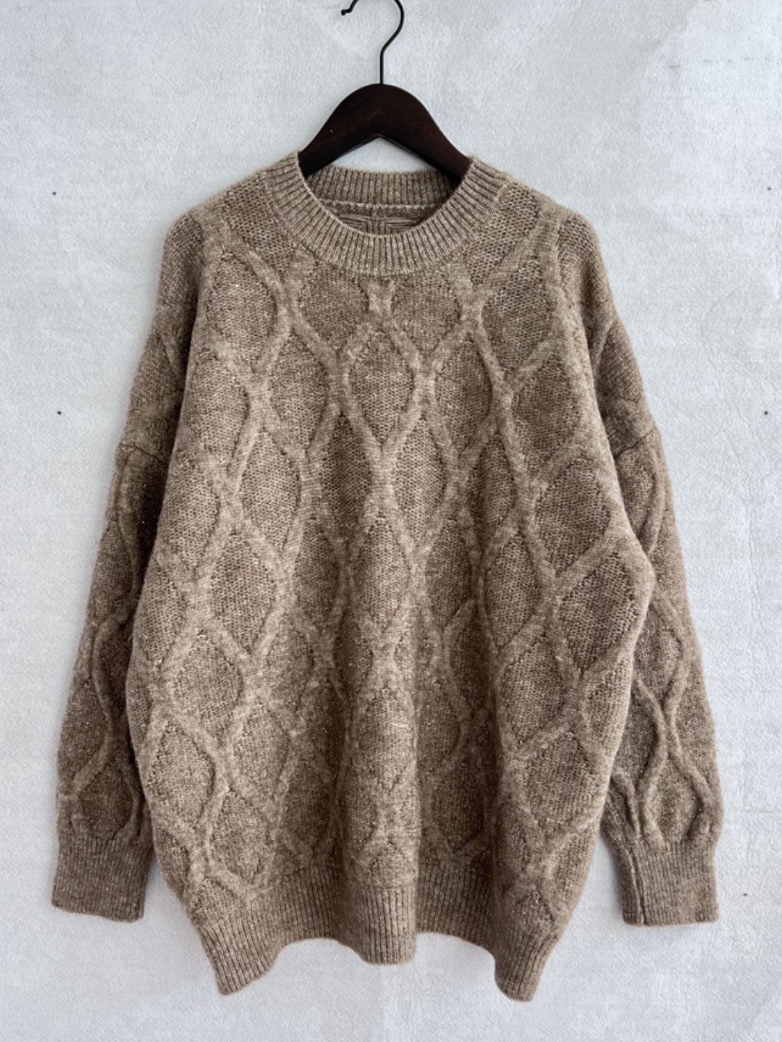 Laura | Diamond sweater with a crew neck and long sleeves