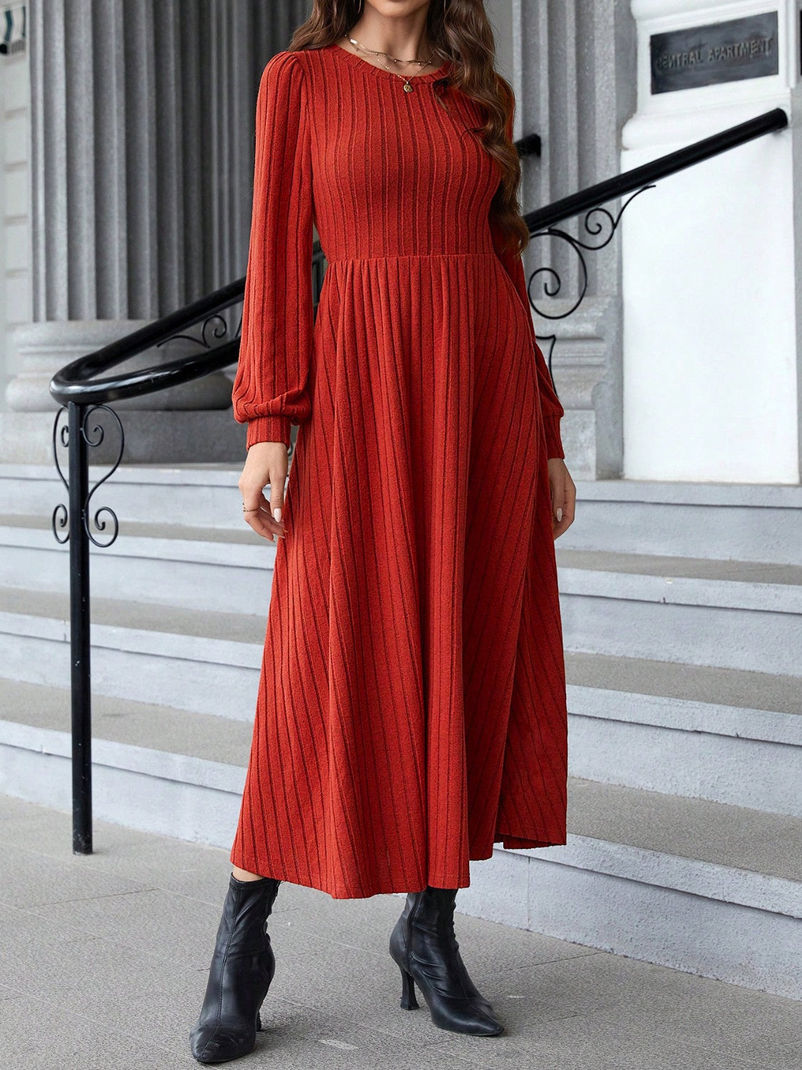 Agnes | Ribbed long sleeve dress with a crew neck