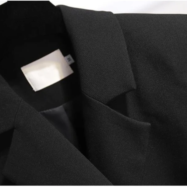 Sofia | Versatile and comfortable winter garment