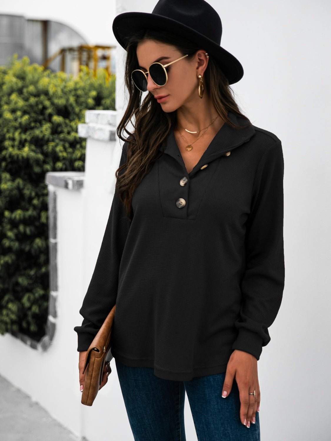 Renee | Half button t-shirt with long sleeves