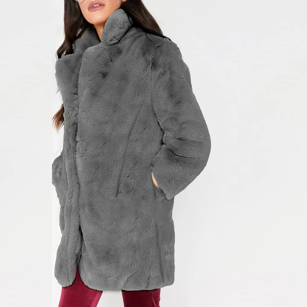 Ursula® | Modern and minimalist winter garment.