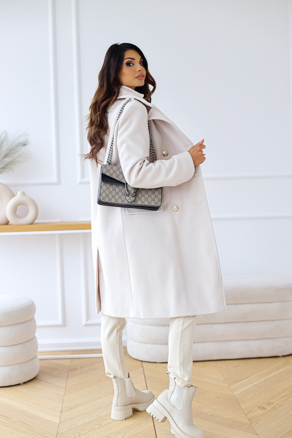 Manuela | Classic and stylish trench coat