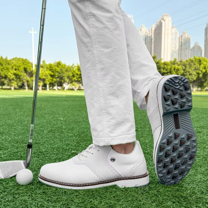 Fairway Classic Golf Shoe