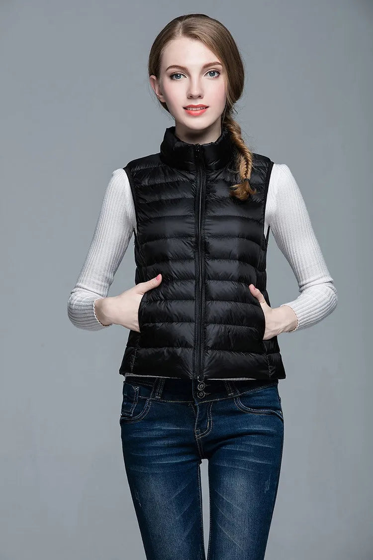 Jimena | Ultralight, sleeveless, elegant half jacket for women