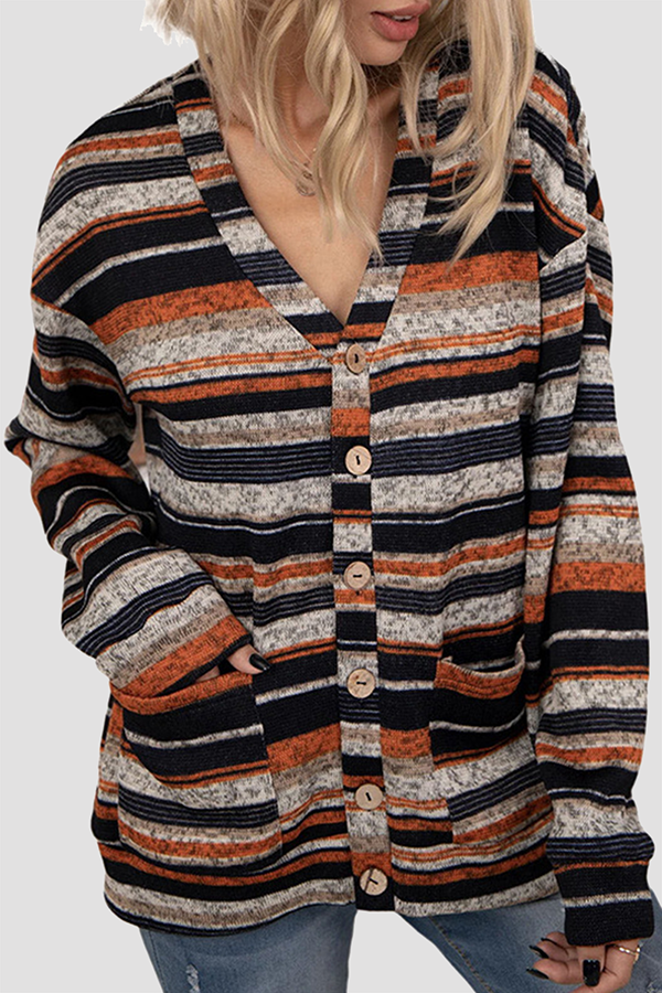 Esther | Casual and relaxed winter garment