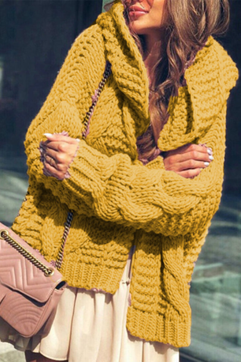 Yoselin | Timeless and stylish winter top