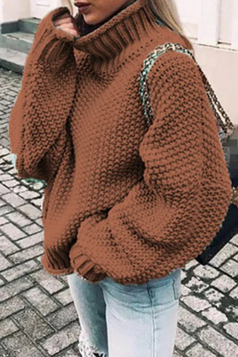 Monica | Casual and effortless winter garment