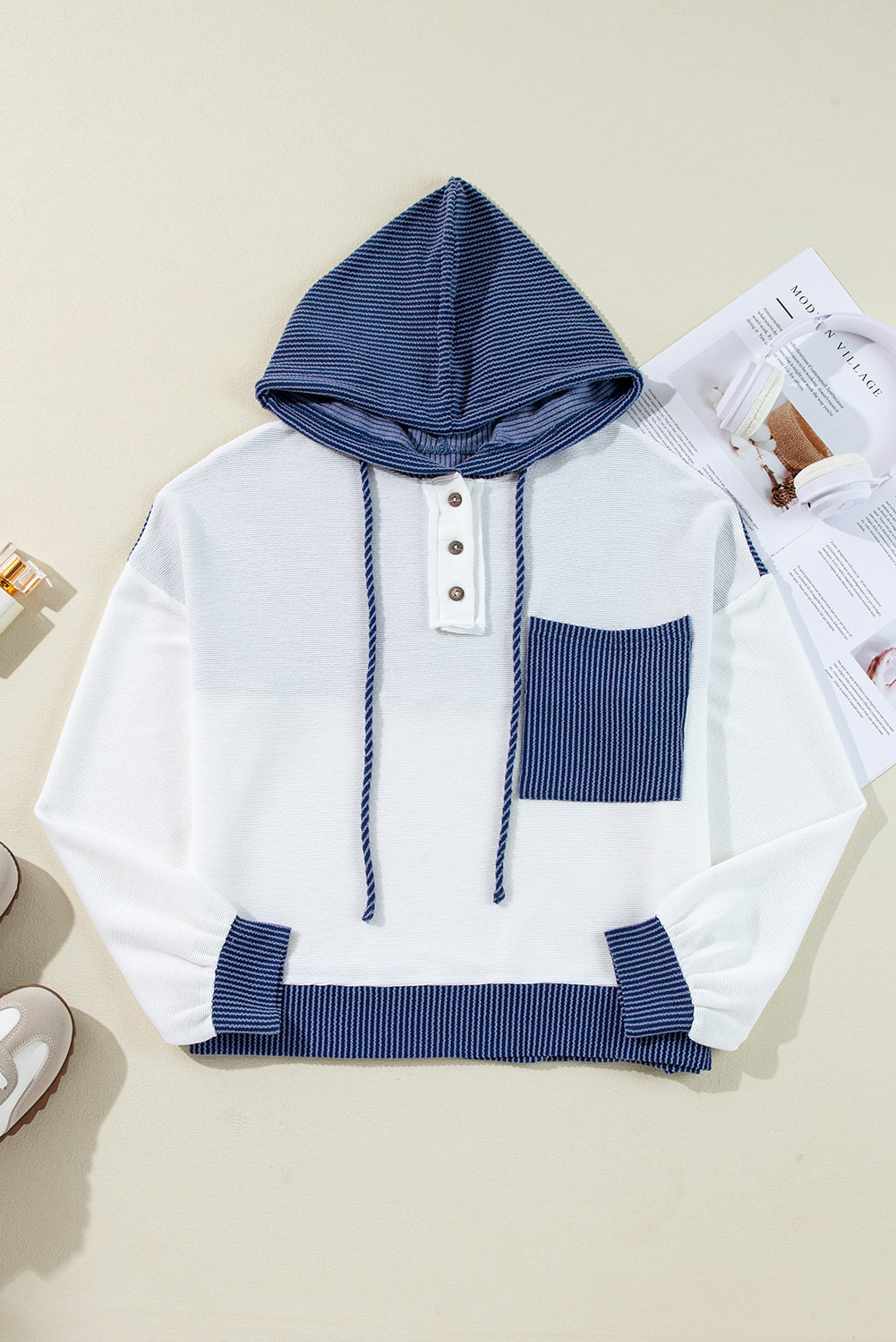 Sol | Elegant and casual winter top