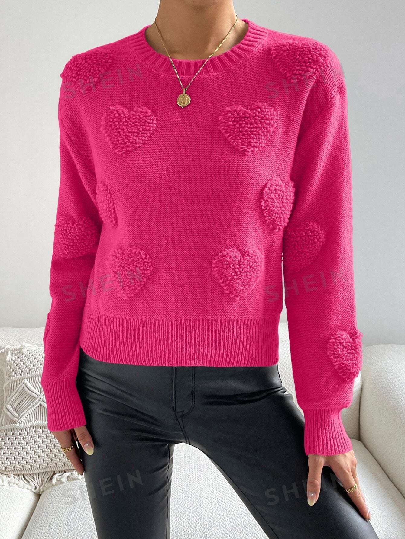 Denise | Fashionable and minimalist winter sweater