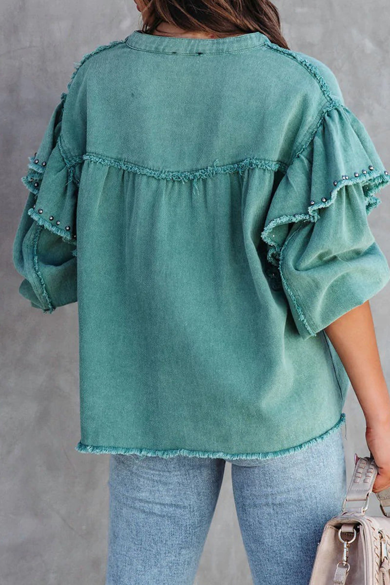 Linda | Elegant and casual winter garment
