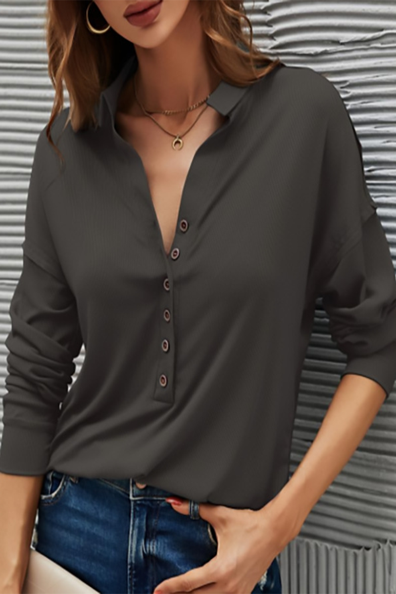 Silvia | Casual T-shirts with plain buttons and turn-down collar