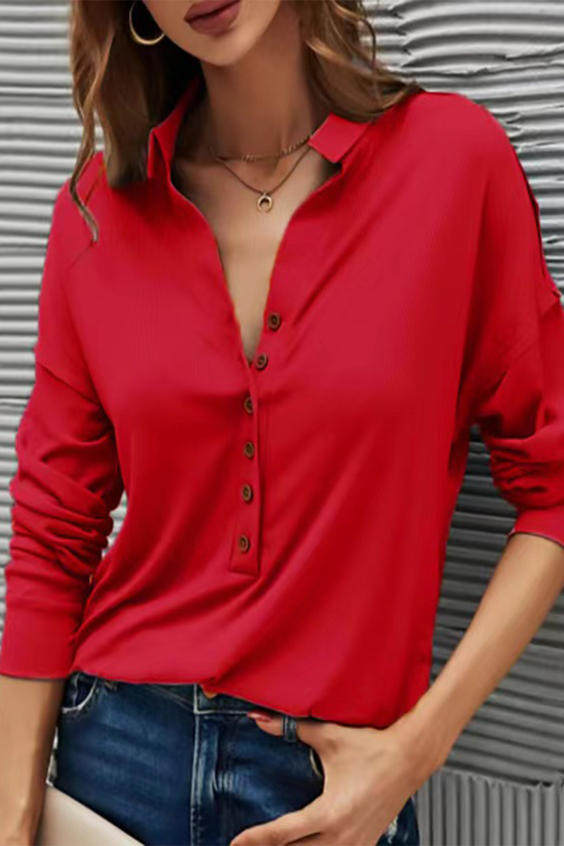 Silvia | Casual T-shirts with plain buttons and turn-down collar