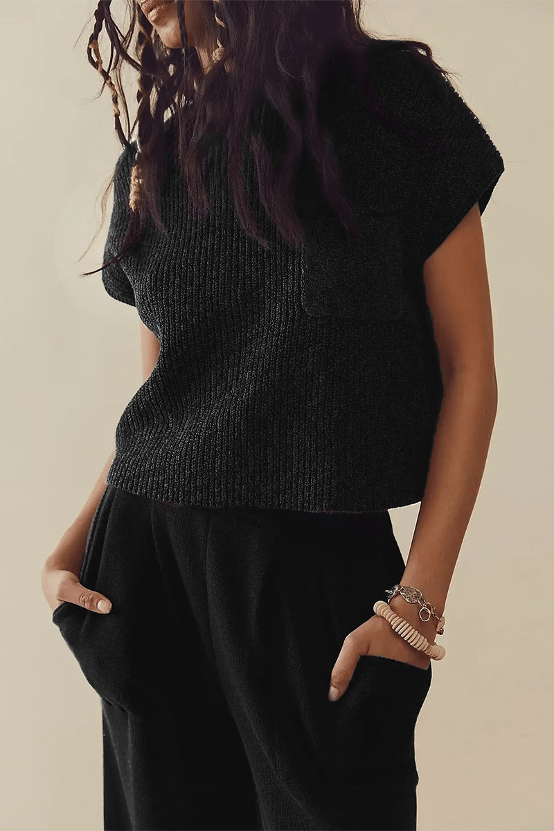 Ramona | Casual simplicity, solid pocket, O-neck, two-piece