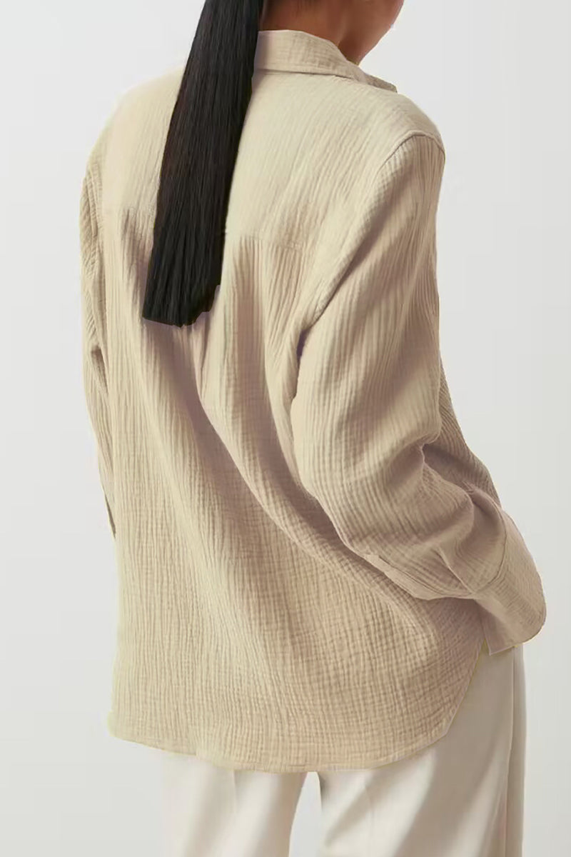 Nadia | Elegant tops with a plain turn-down collar