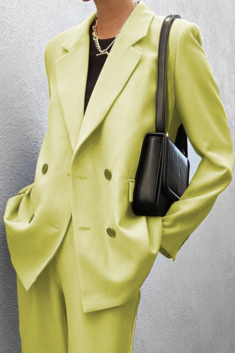 Victoria | Elegant solid color buttons, reversible collar, long sleeves, two piece