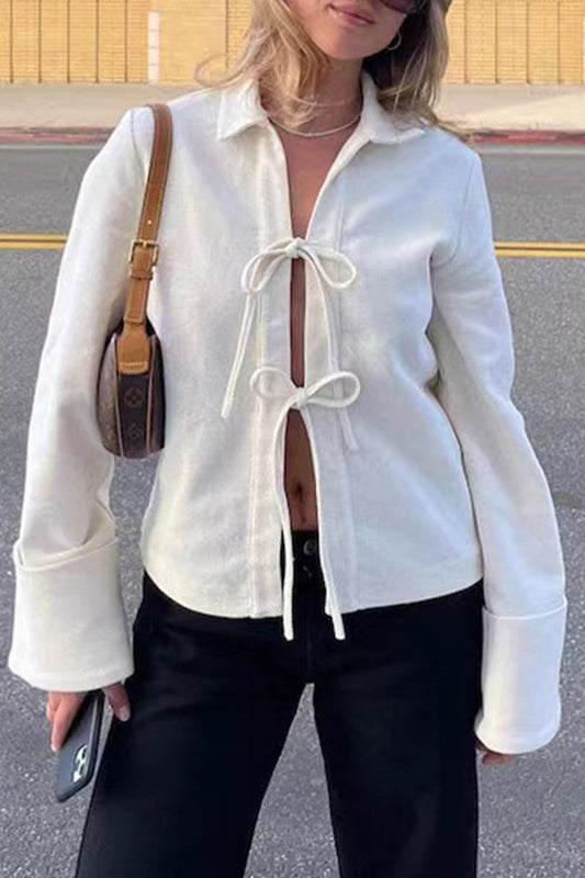Camila | Sexy, simple outerwear with a fixed frenulum shirt collar