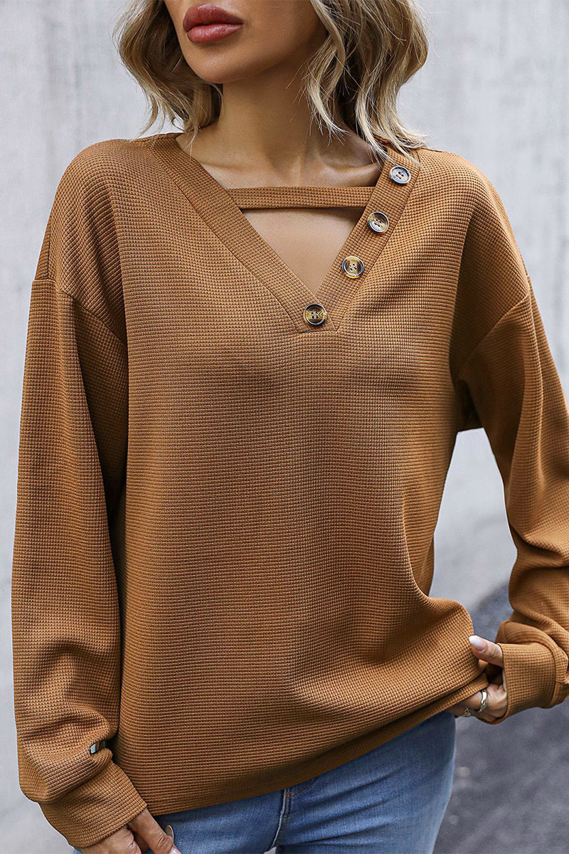 Catalina | Casual tops with plain buttons