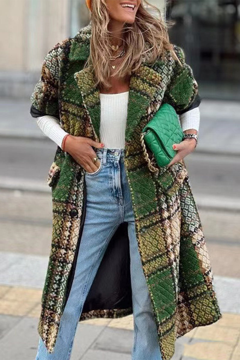 Magaly | Relaxed and timeless winter garment