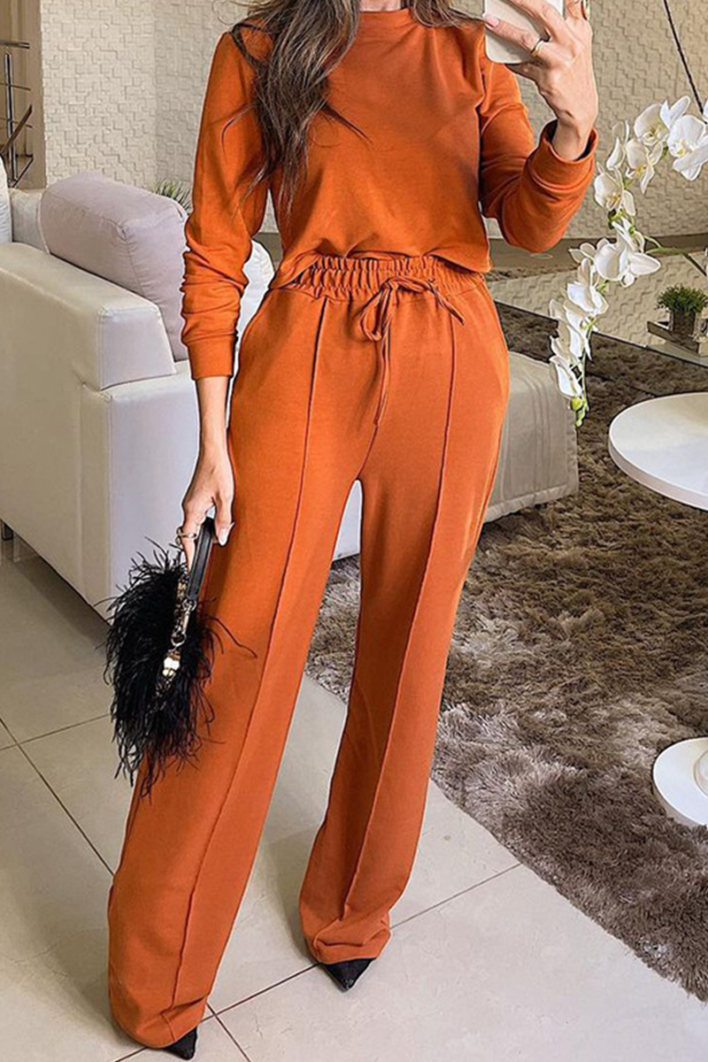 Eva | Elegant two-piece suit with fixed frenulum and O-neck and long sleeves