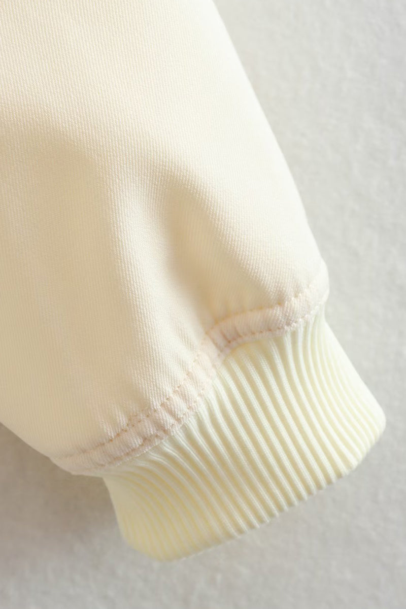 Ingrid | Chic and versatile winter garment