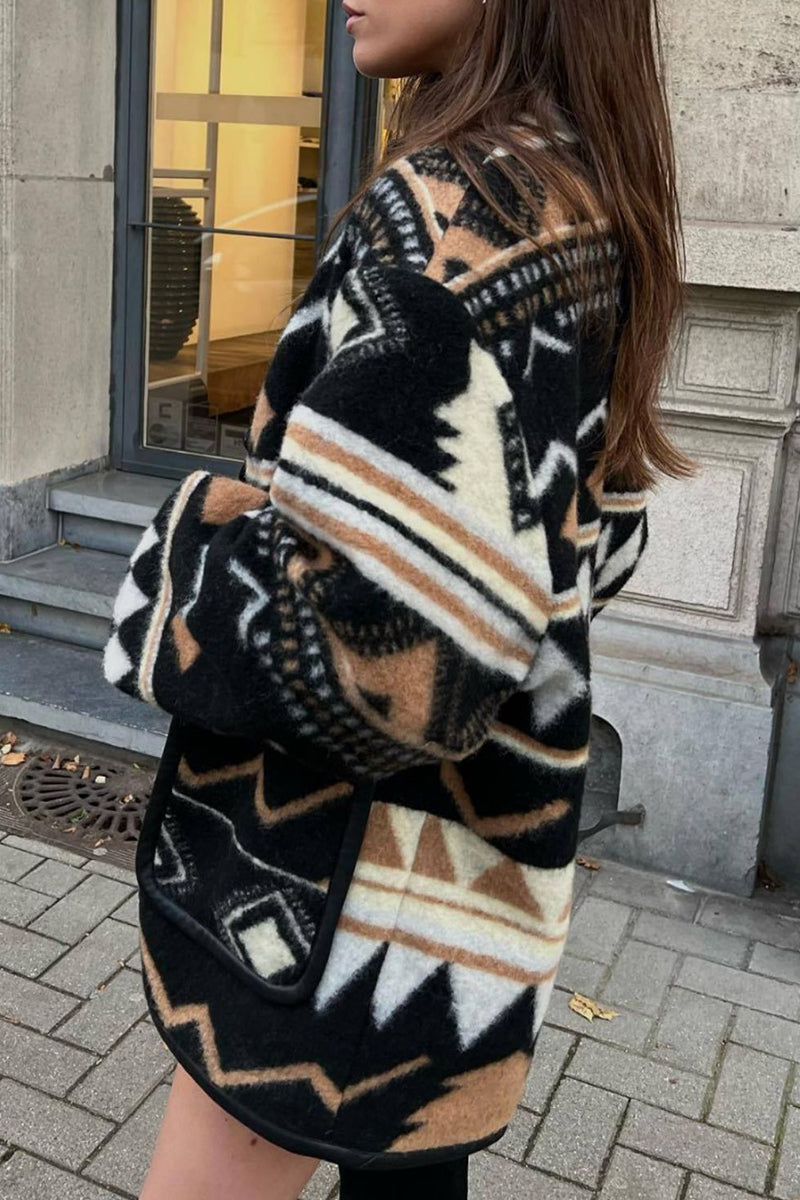 Rebeca® | Effortless and trendy winter garment