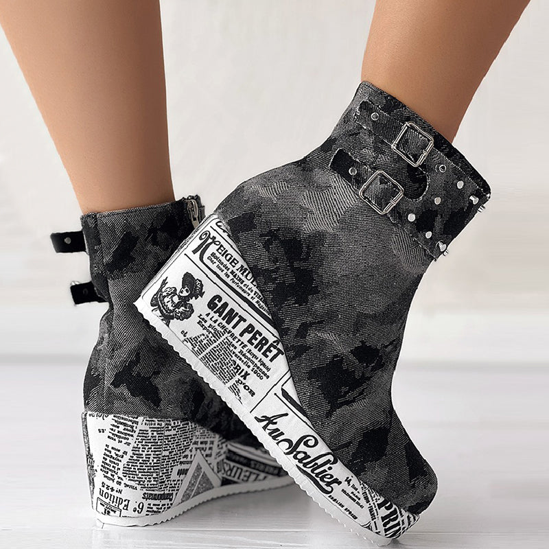 Delia | Casual, round out-door shoes in a patchwork design