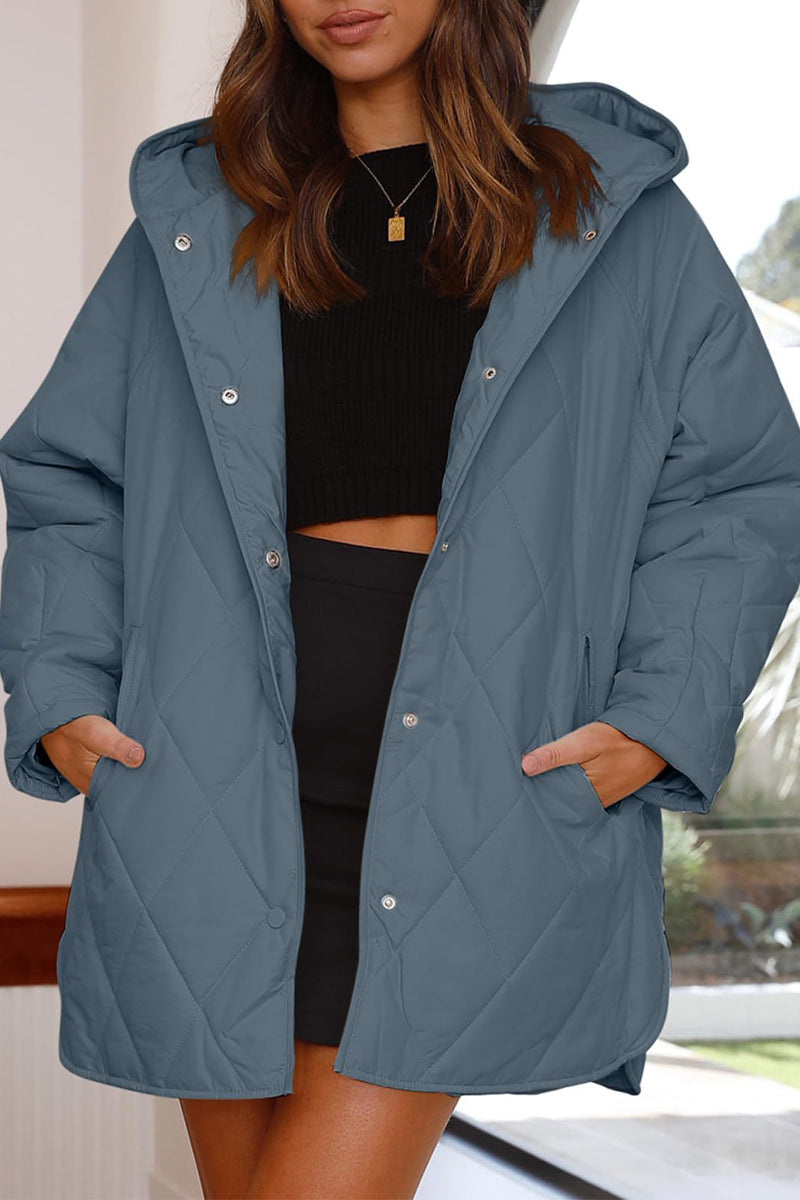 Yasmina | Fashionable and effortless winter garment