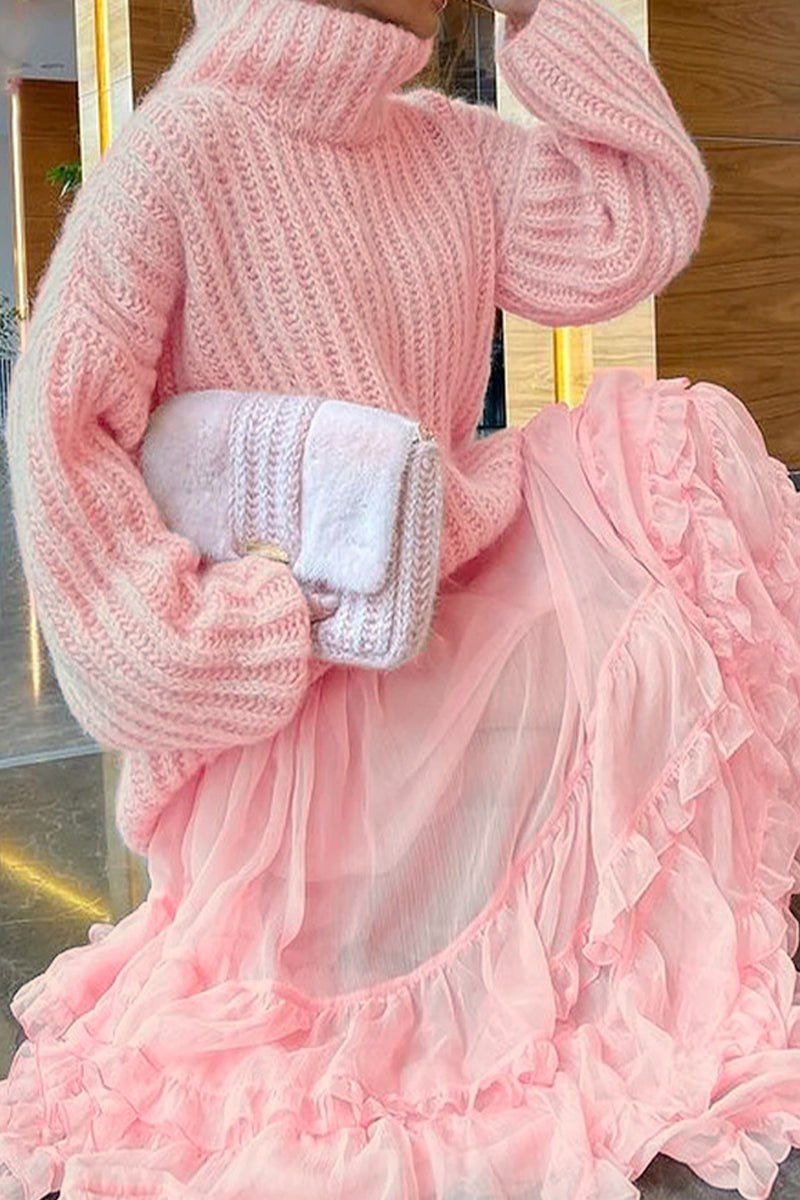 Rafaela | Sweet, elegant two-piece suit with a solid flounce turtleneck and long sleeves