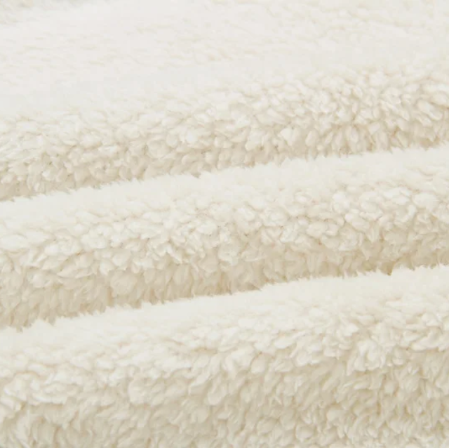 Zenaida | Elegant and casual winter garment