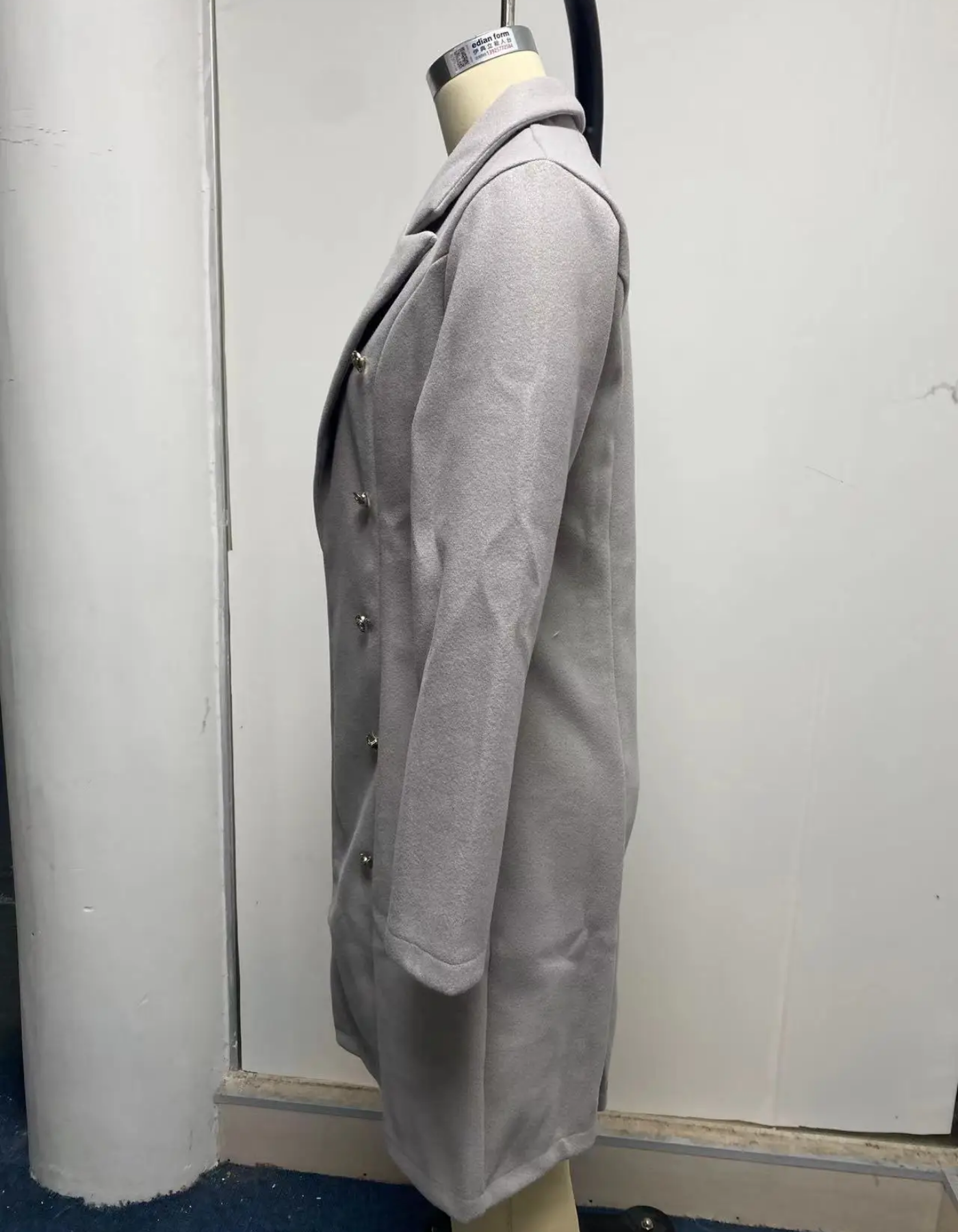 Hilda | Elegant and casual winter garment