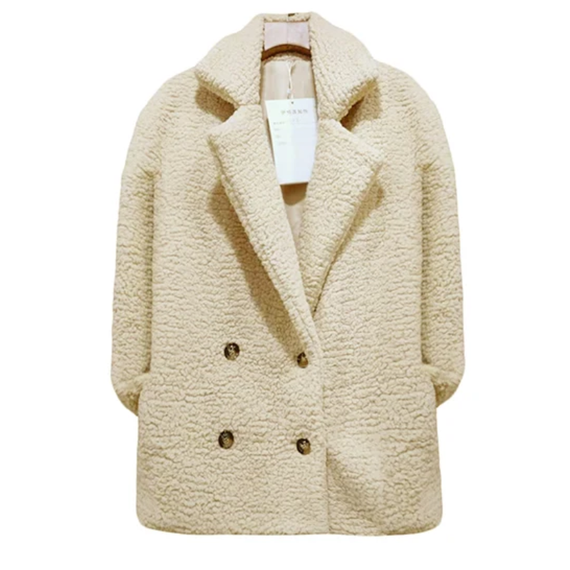 Amira | Casual and elegant winter garment.